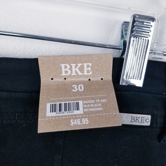 BKE Buckle Black Mollie Shorts NWT, size 30 - Picture 6 of 9